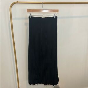 Babaton Black Pleated Midi Skirt